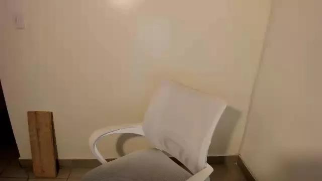 kiaraaaowen on Cam4 