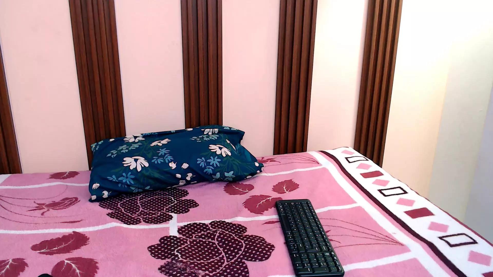 Freechat kimberly18cute on Cam4