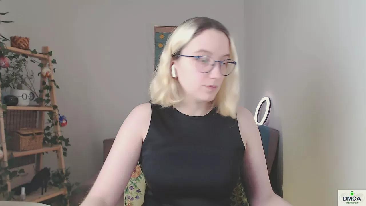 kiravang on Cam4 