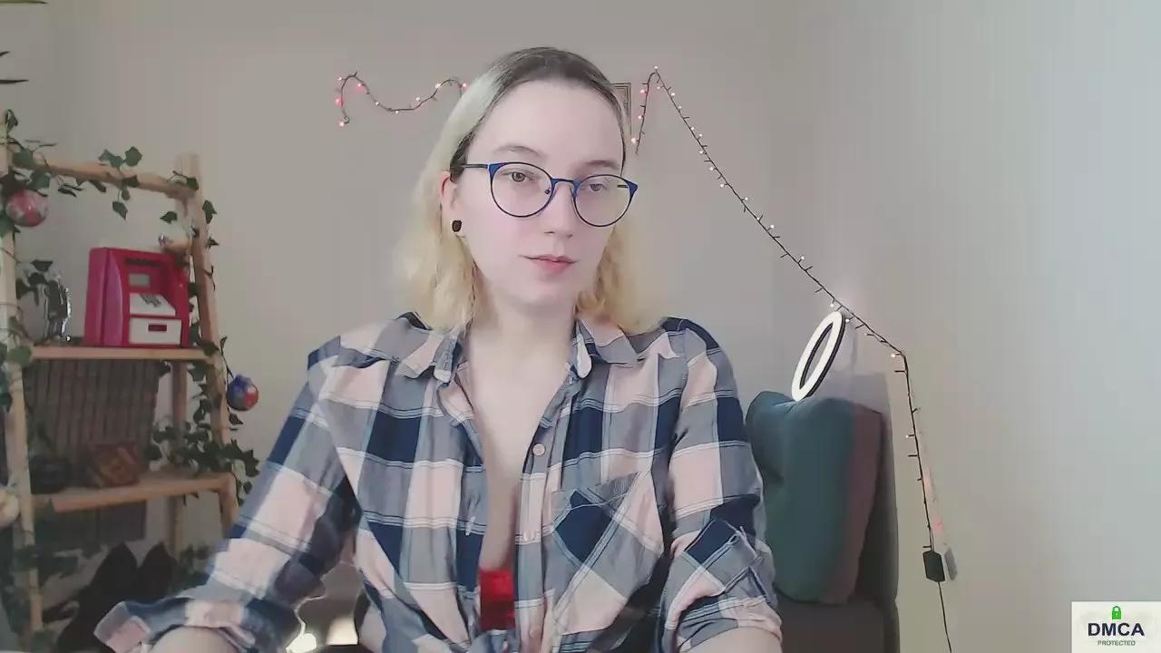kiravang on Cam4 