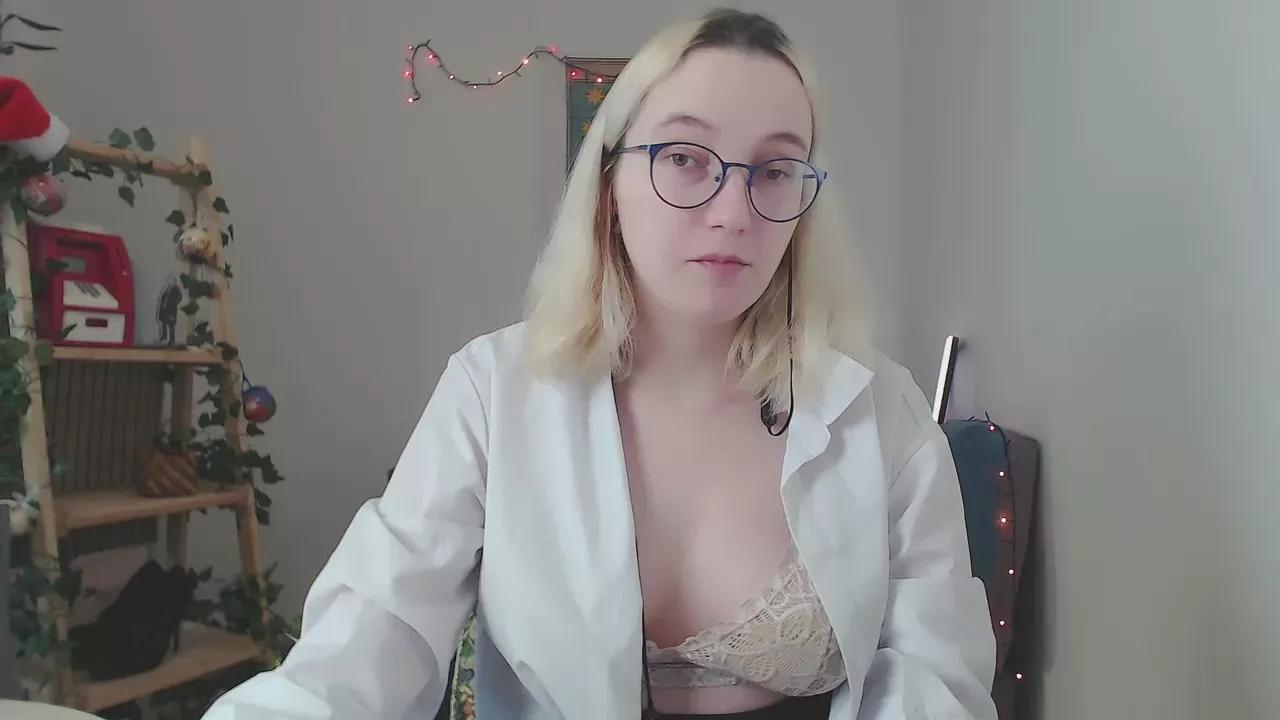 kiravang on Cam4 
