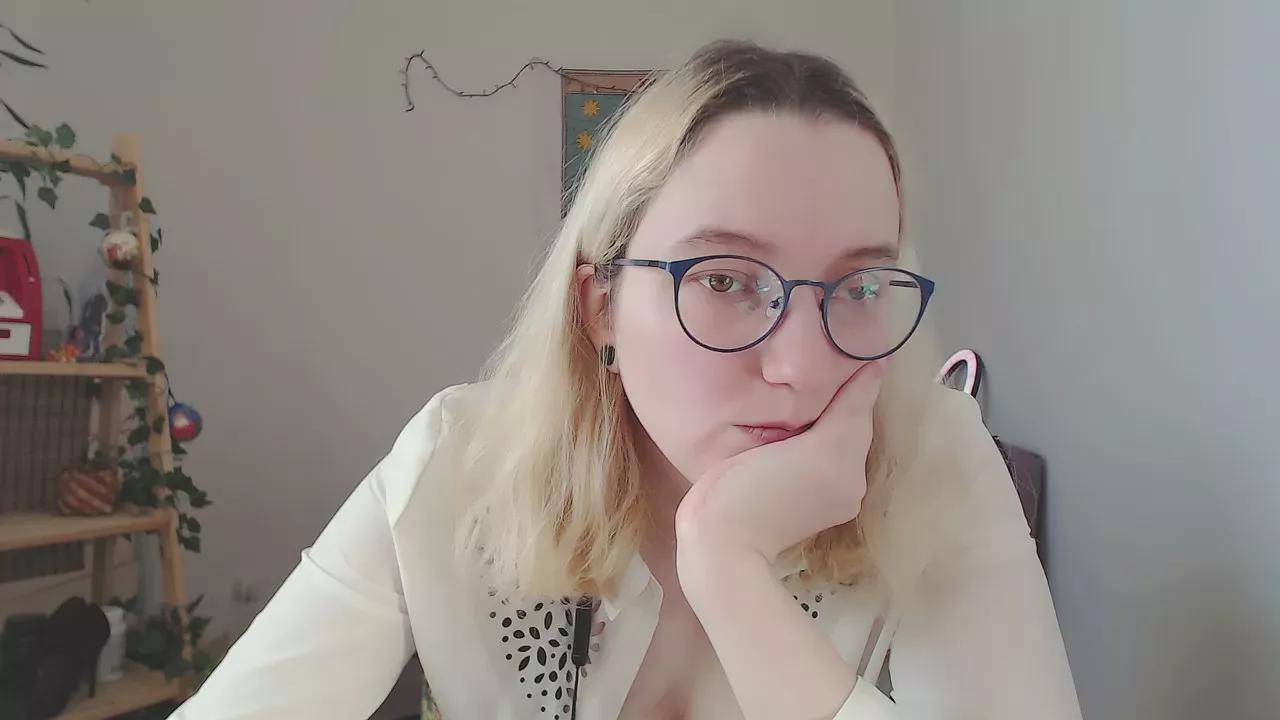 kiravang on Cam4 