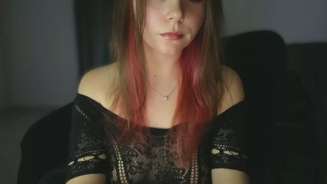 kissedbythemoon on Cam4 