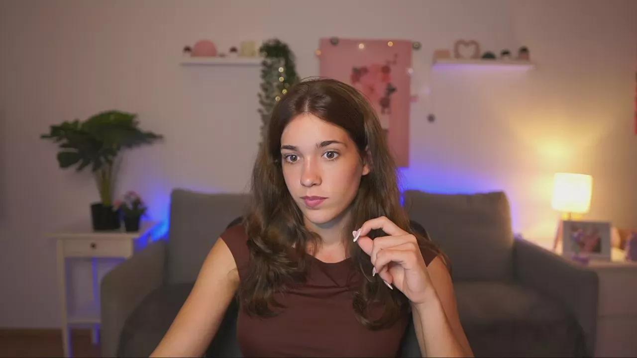 kissiecat on Cam4 