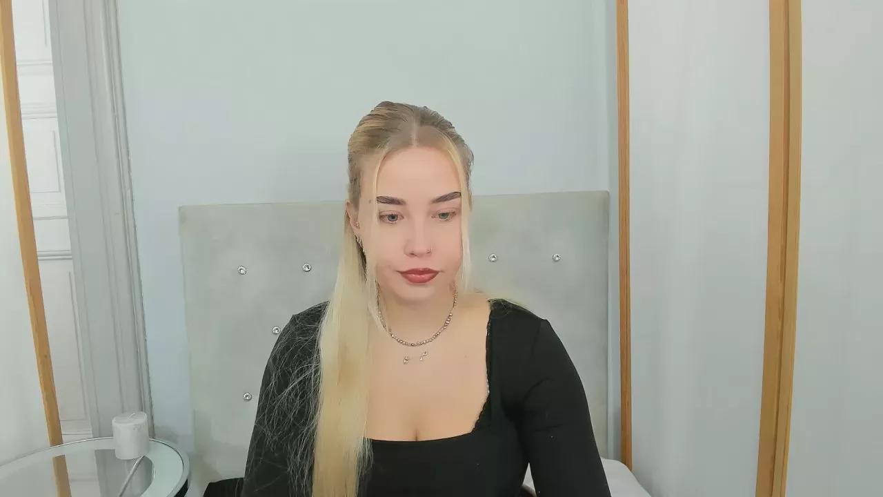 Offline KristyAlone on Cam4