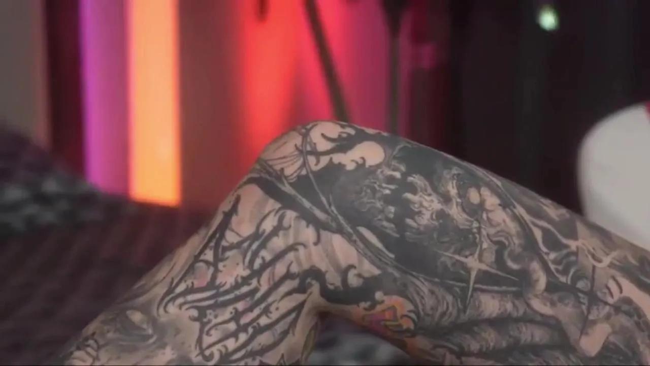 Offline KrisWolles on Cam4