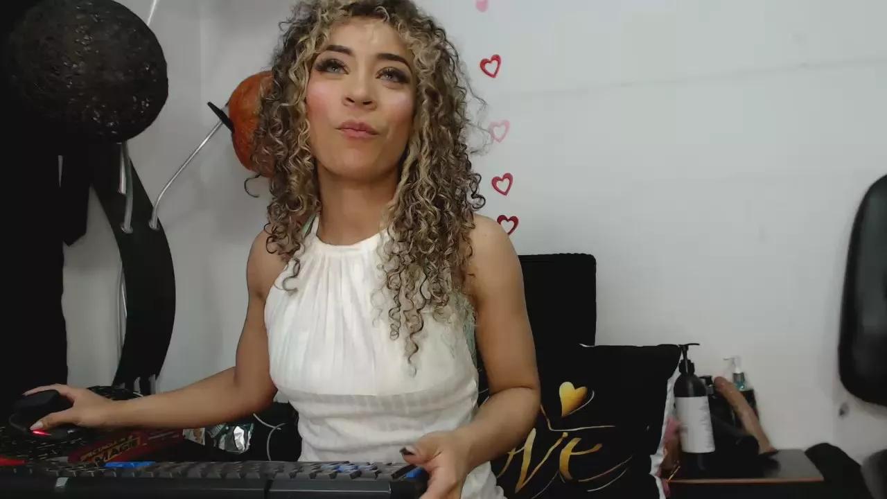 Kylie_Jen on Cam4 