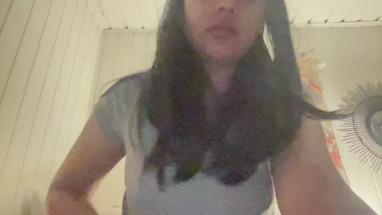 l_au_ra on Cam4 