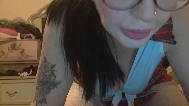 Lady_Goth73 on Cam4 