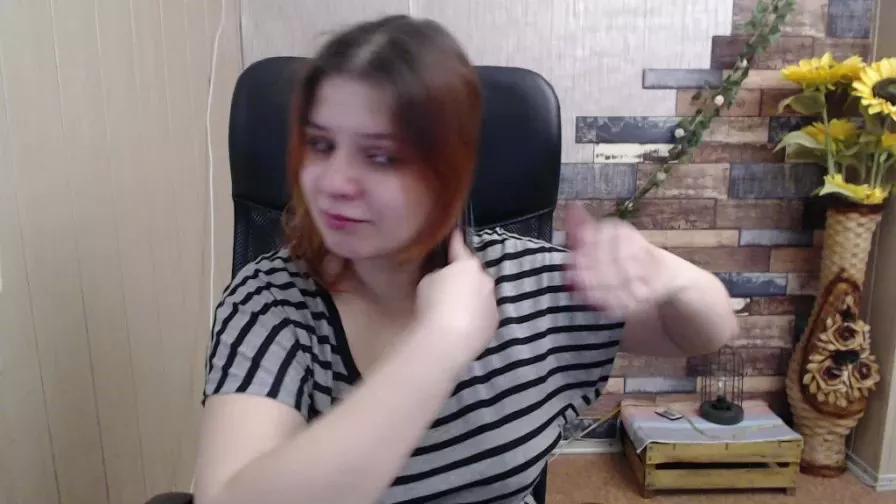 Lady_In_Dreams on Cam4 