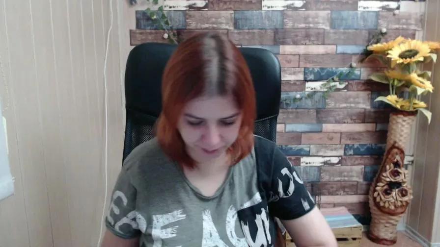 Lady_In_Dreams on Cam4 