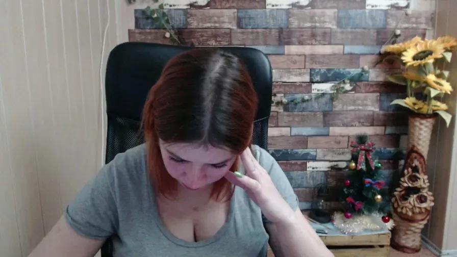 Lady_In_Dreams on Cam4 