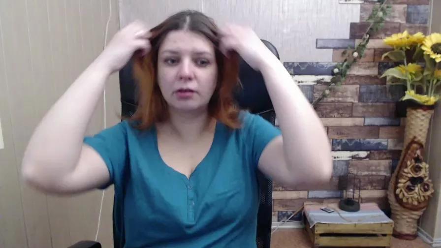 Lady_In_Dreams on Cam4 
