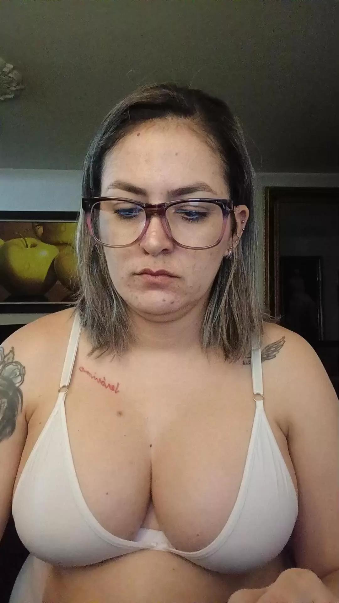 ladykyhara on Cam4 