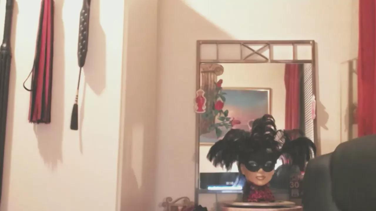 LadyMaxime6 on Cam4 