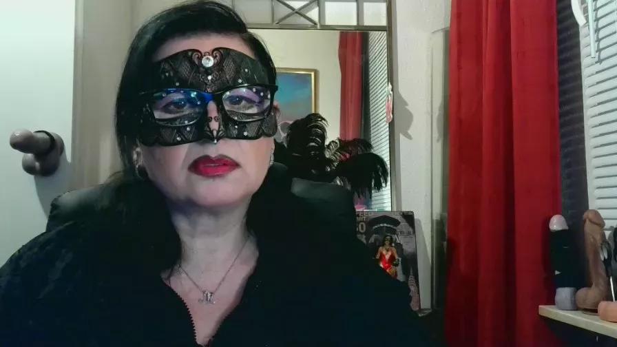 LadyMaxime6 on Cam4 