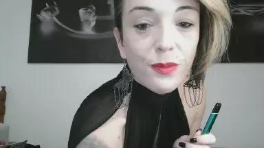 LadyMiri on Cam4 