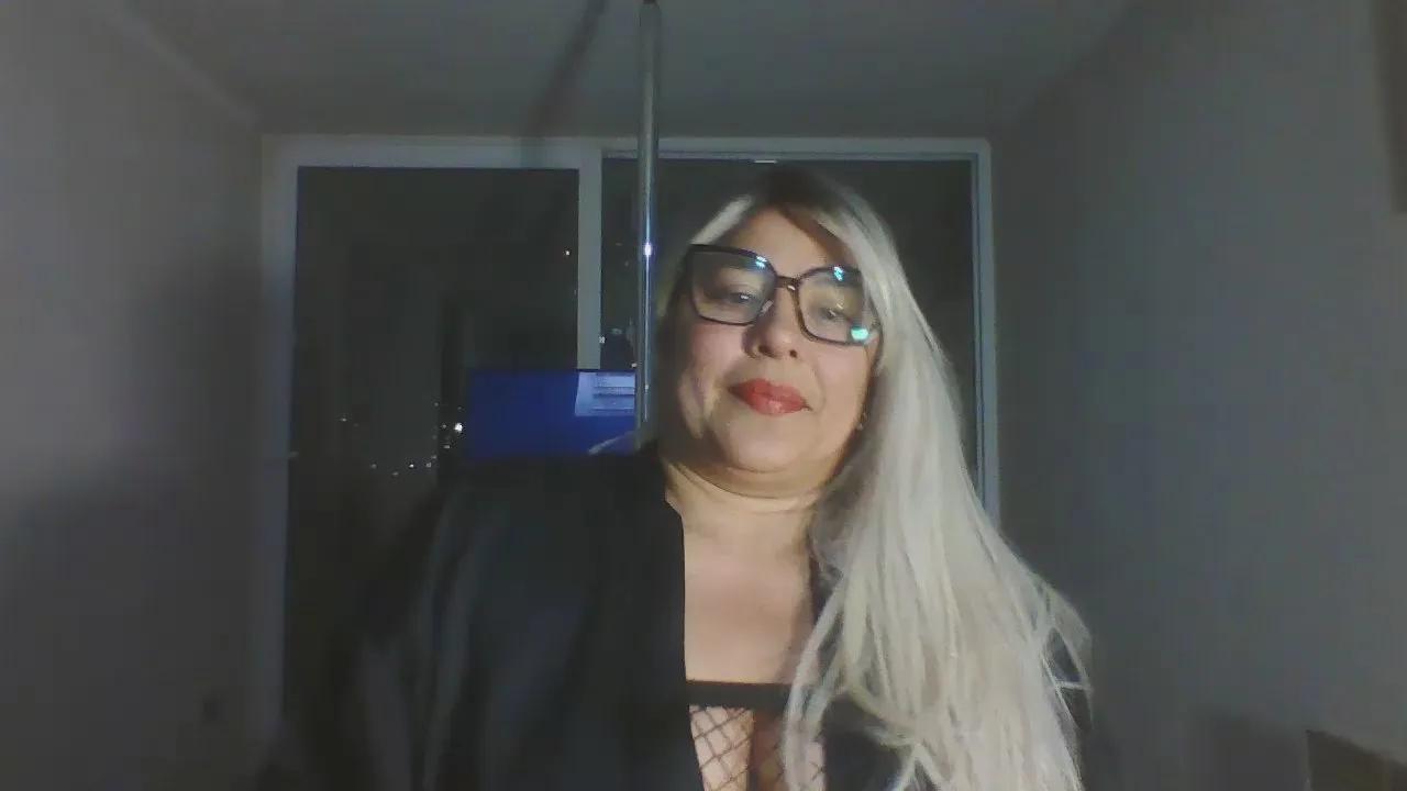 Ladysu on Cam4