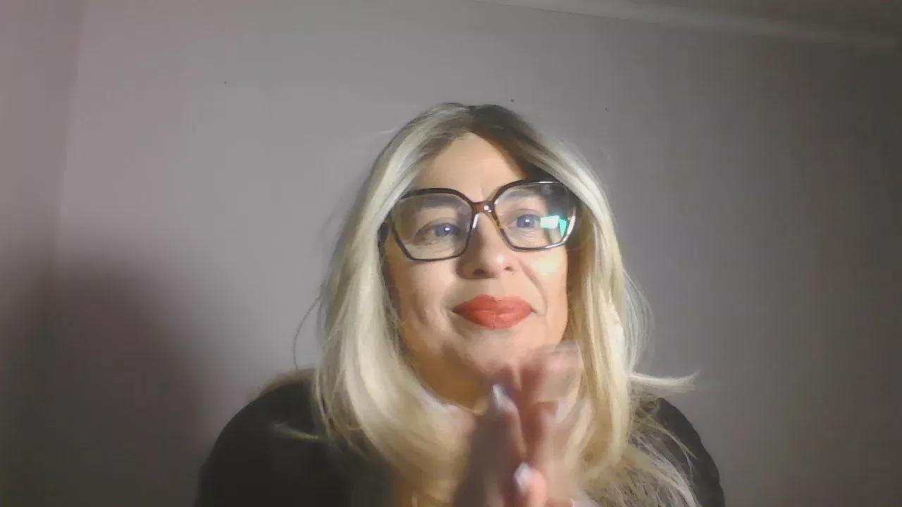 Ladysu on Cam4 