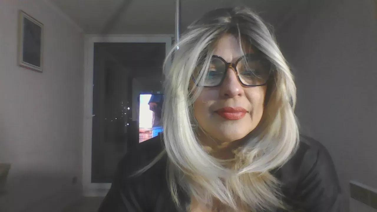 Ladysu on Cam4 