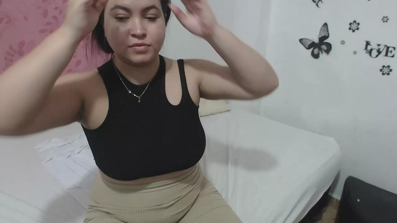 lanna_hot6 on Cam4 