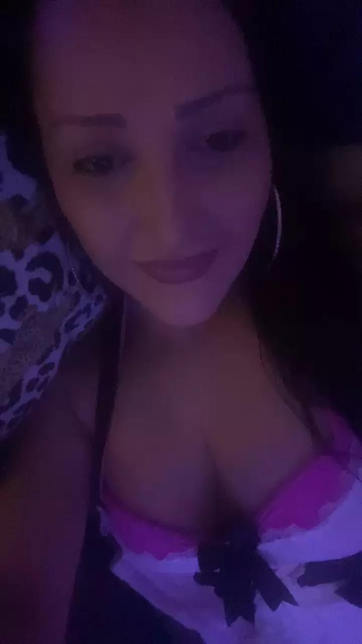Latinaesp on Cam4 