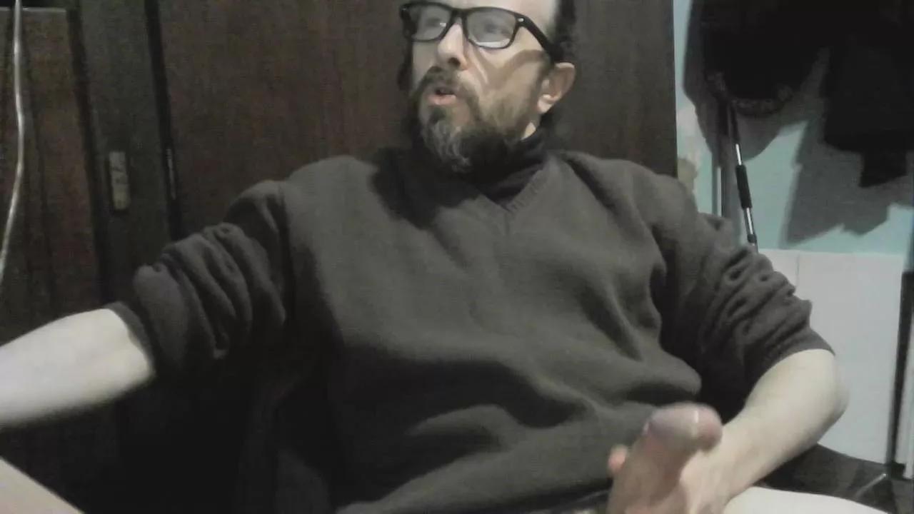 Offline LauPet_Nacho on Cam4