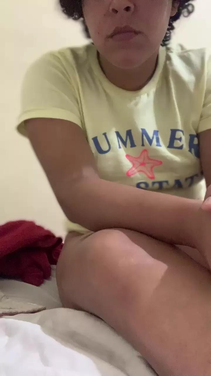 Laurakeelly on Cam4 