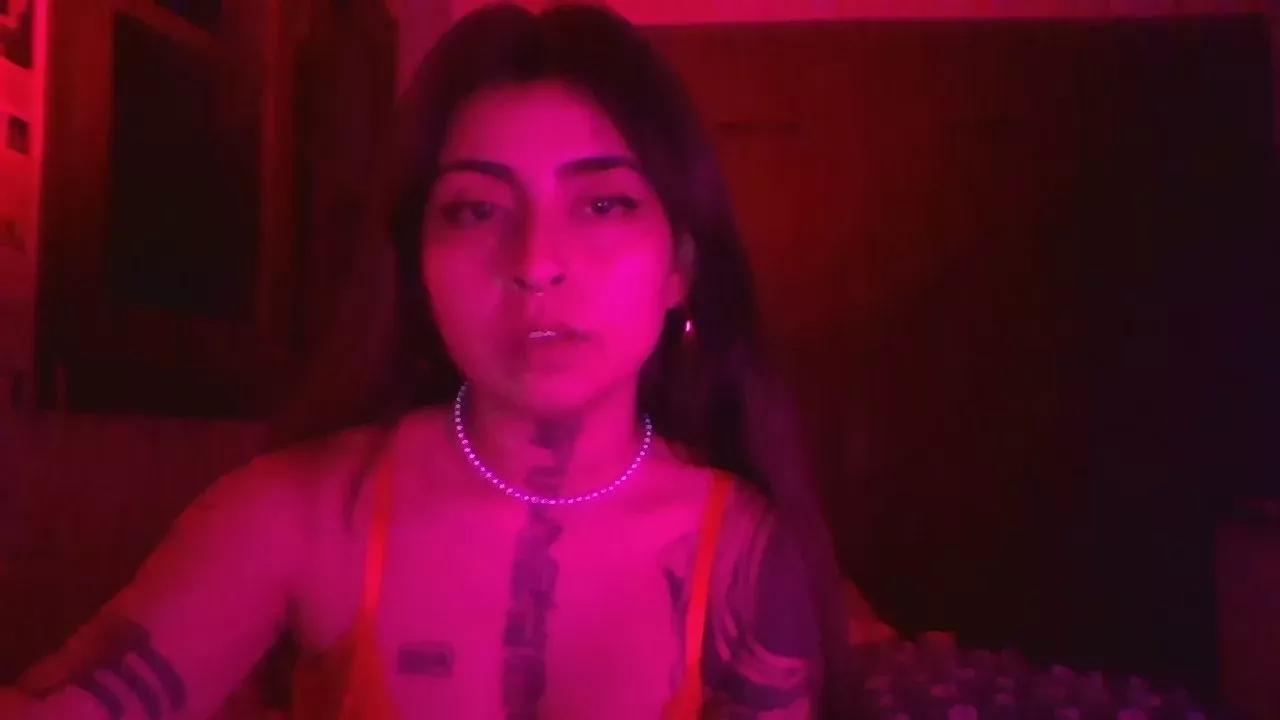lavenderscorpio on Cam4 