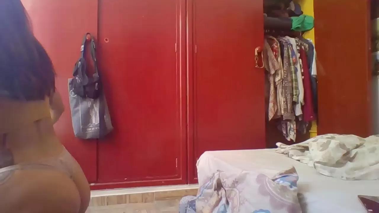 lavenderscorpio on Cam4 