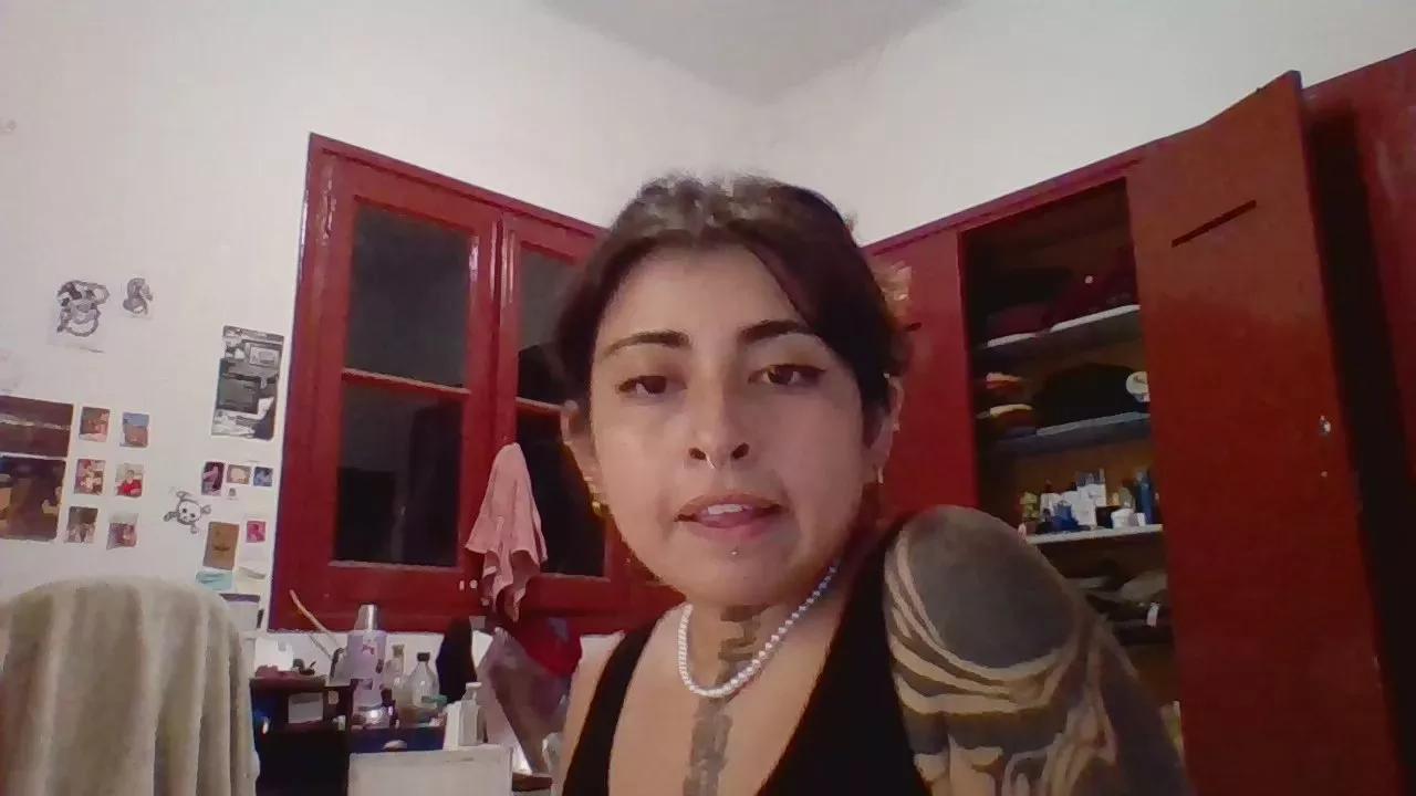 lavenderscorpio on Cam4 