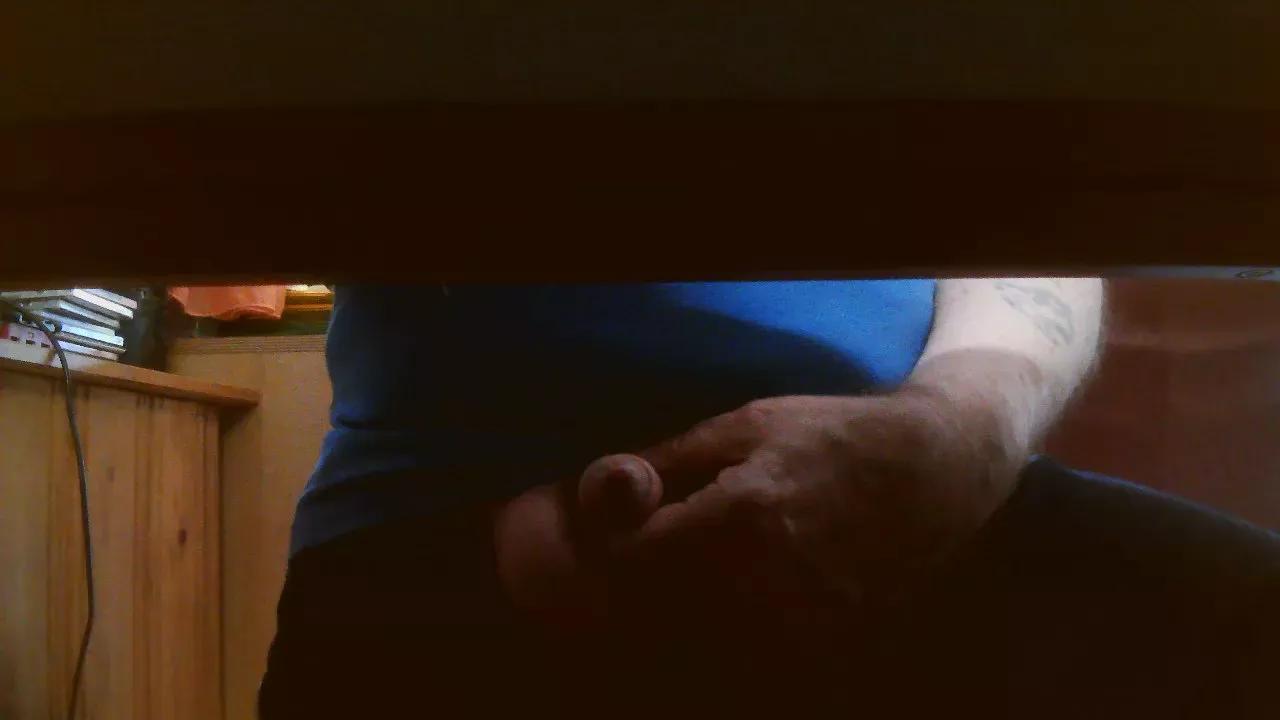 legov4 on Cam4 