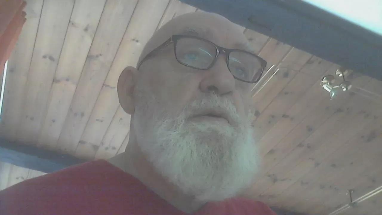 legov4 on Cam4 