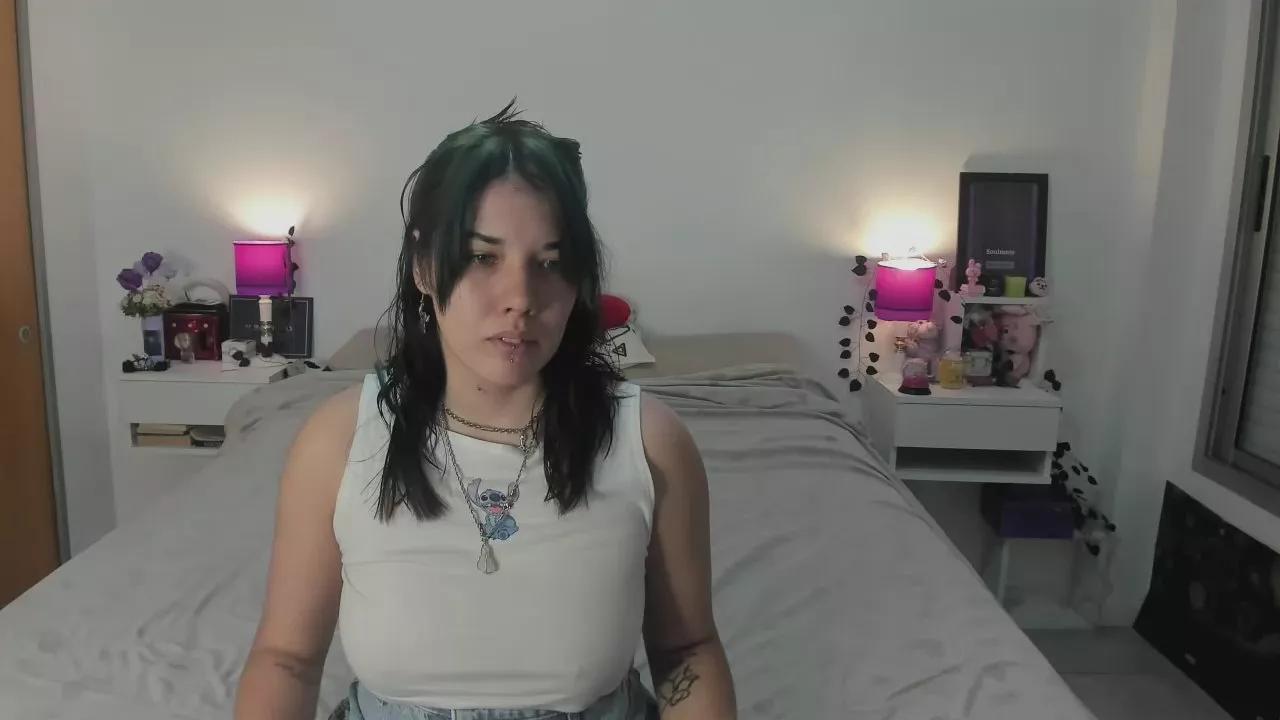 lennamoon on Cam4 