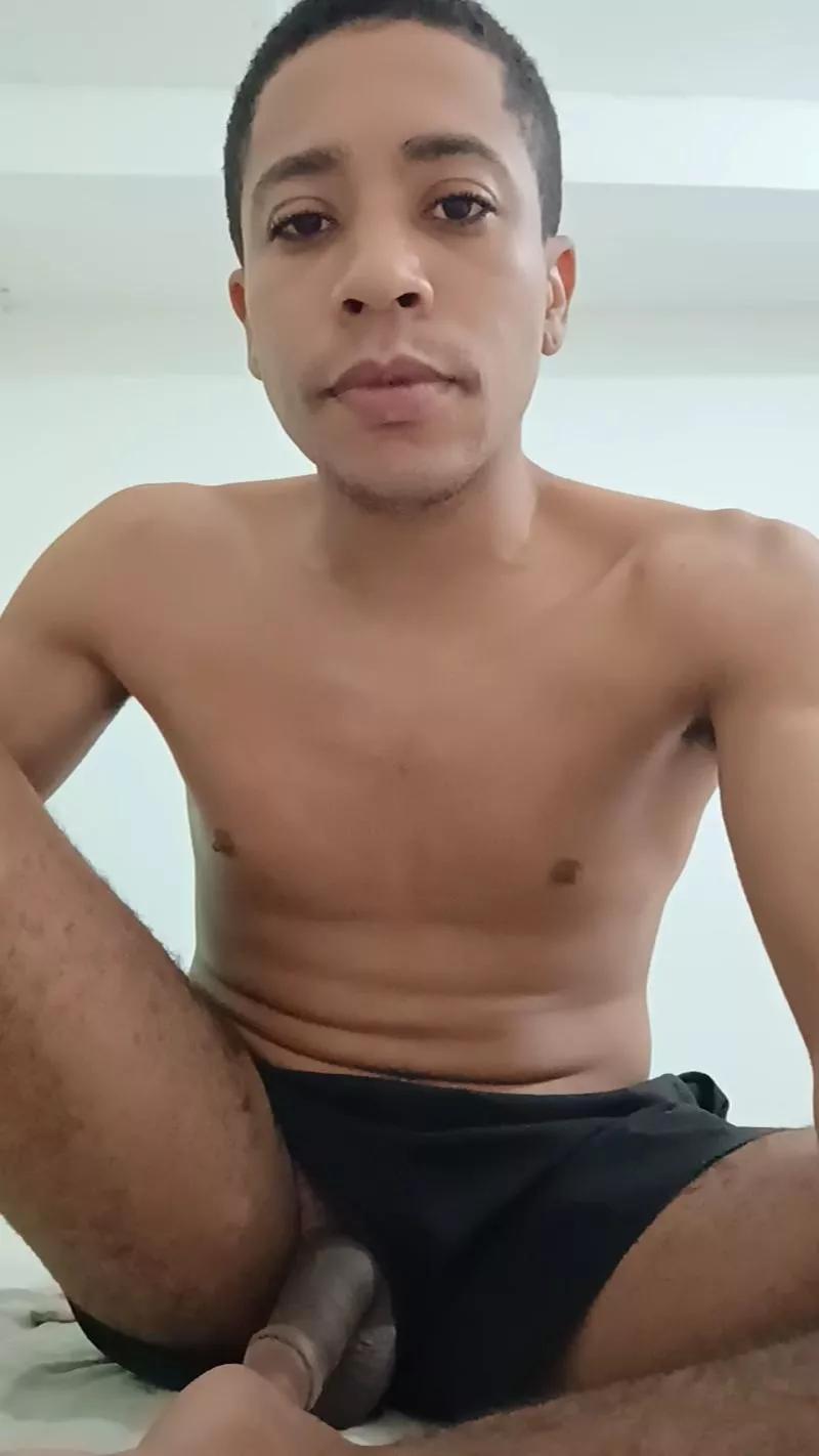 leonx on Cam4 