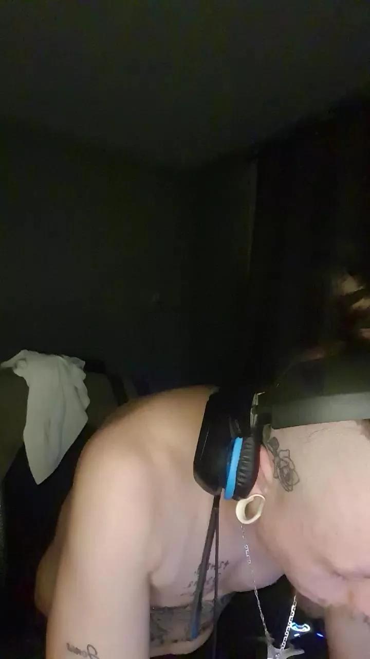 Letsplay4life on Cam4 