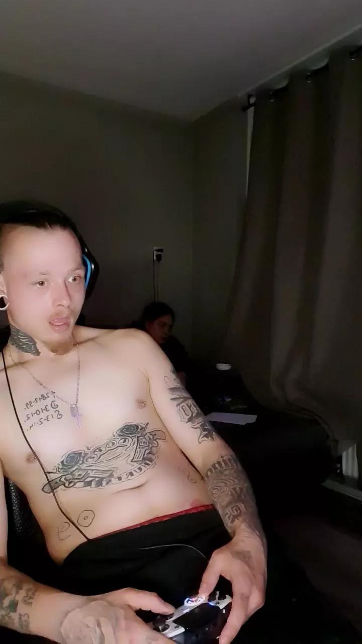 Letsplay4life on Cam4 
