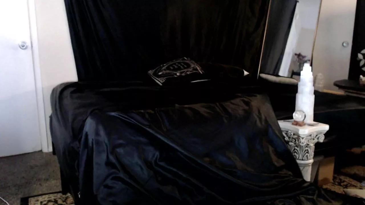 Lia9Lumi on Cam4 