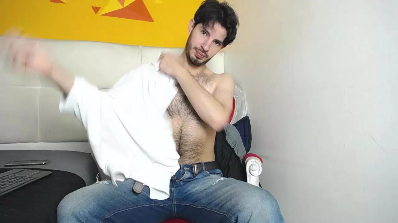 LiamLuxe on Cam4 