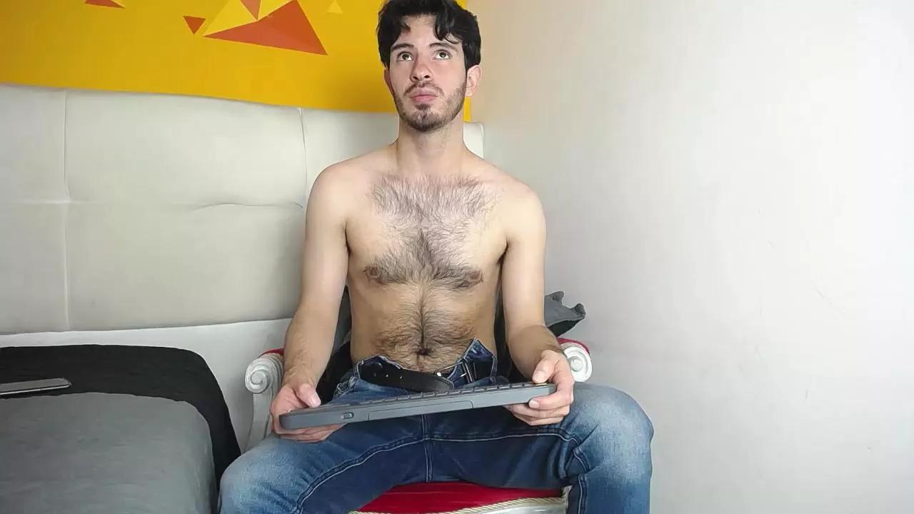 LiamLuxe on Cam4 