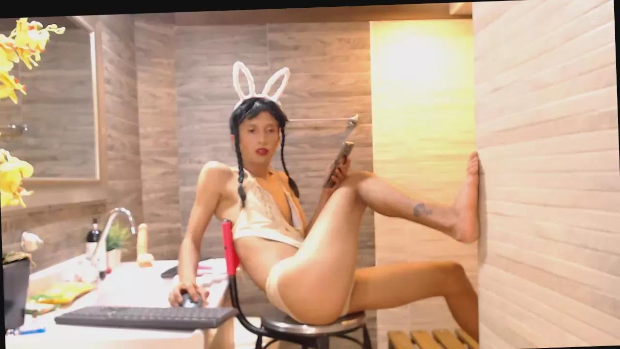 Lily_Dreamgirl on Cam4 