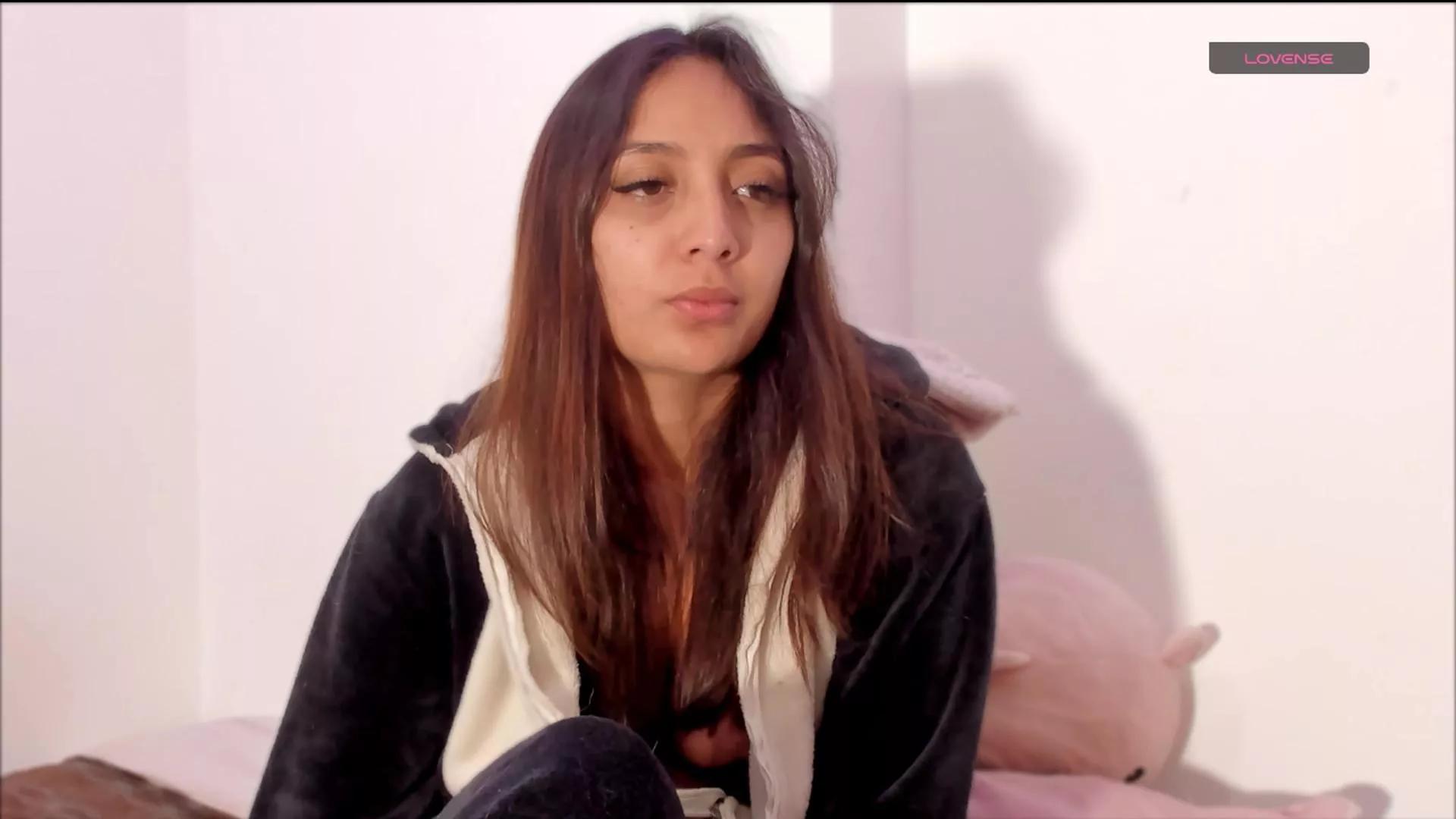LilyGarcia on Cam4 