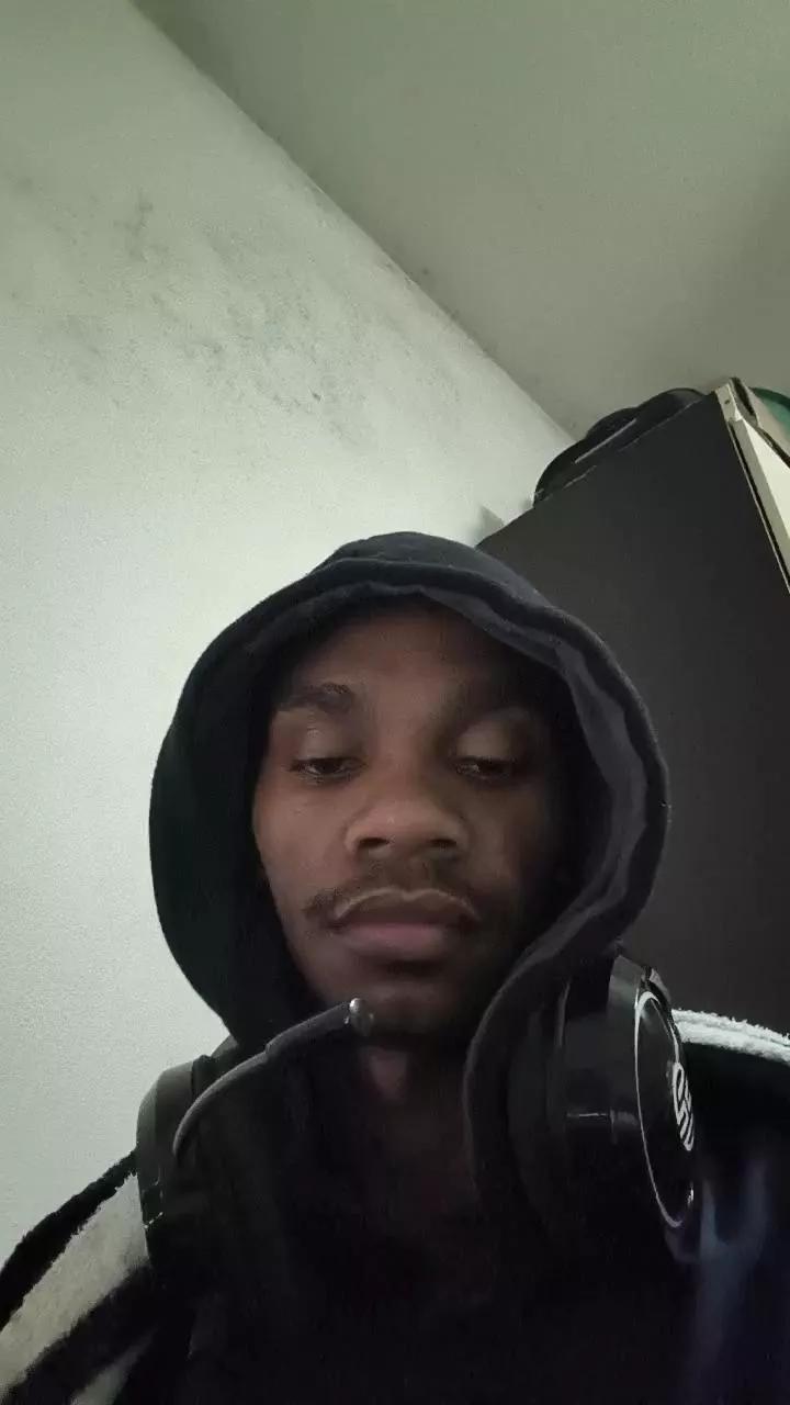 Lkgostos0 on Cam4 
