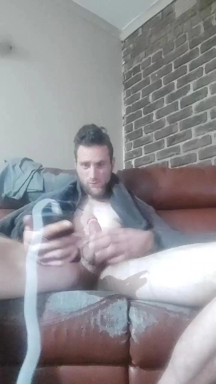 Offline lll854 on Cam4