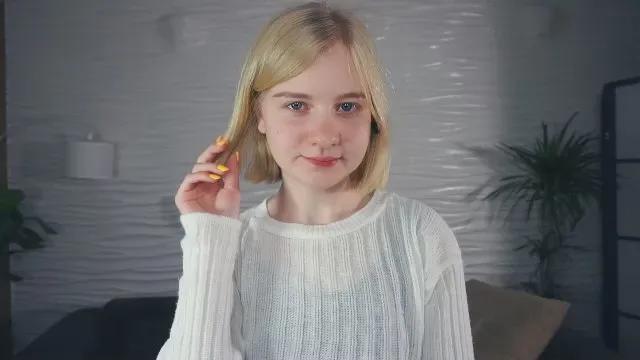 Offline LoraEddy on Cam4