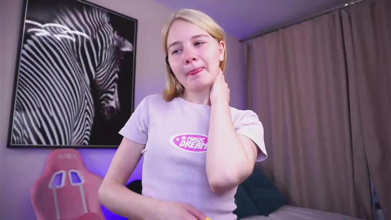 Discover sweet slut LoraEddy LoraEddy from Cam4