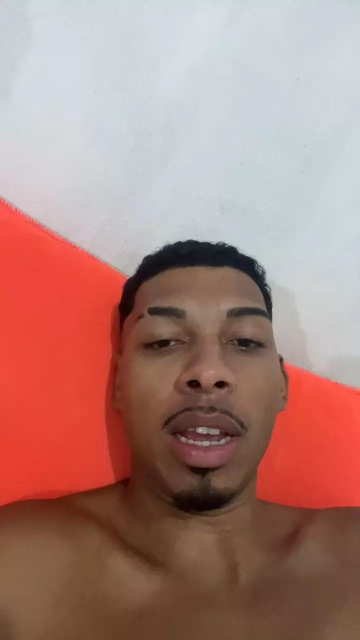 LORATCHOZERA on Cam4 