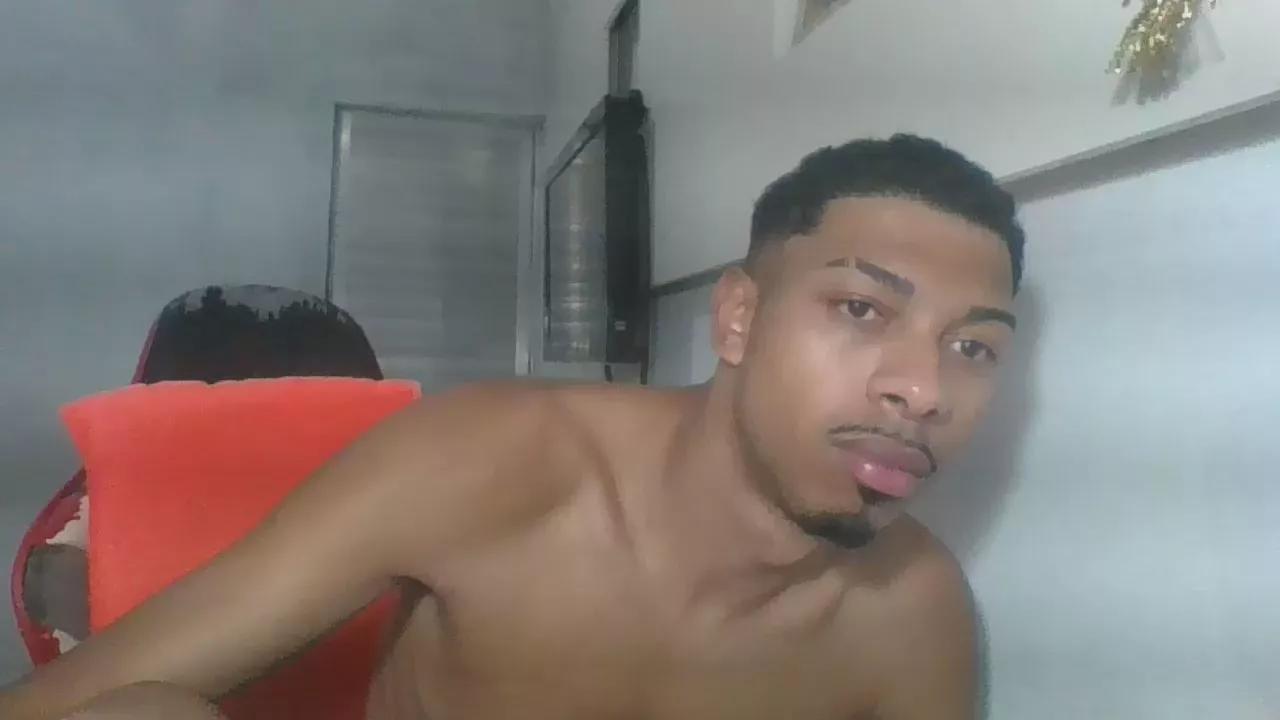 LORATCHOZERA on Cam4 