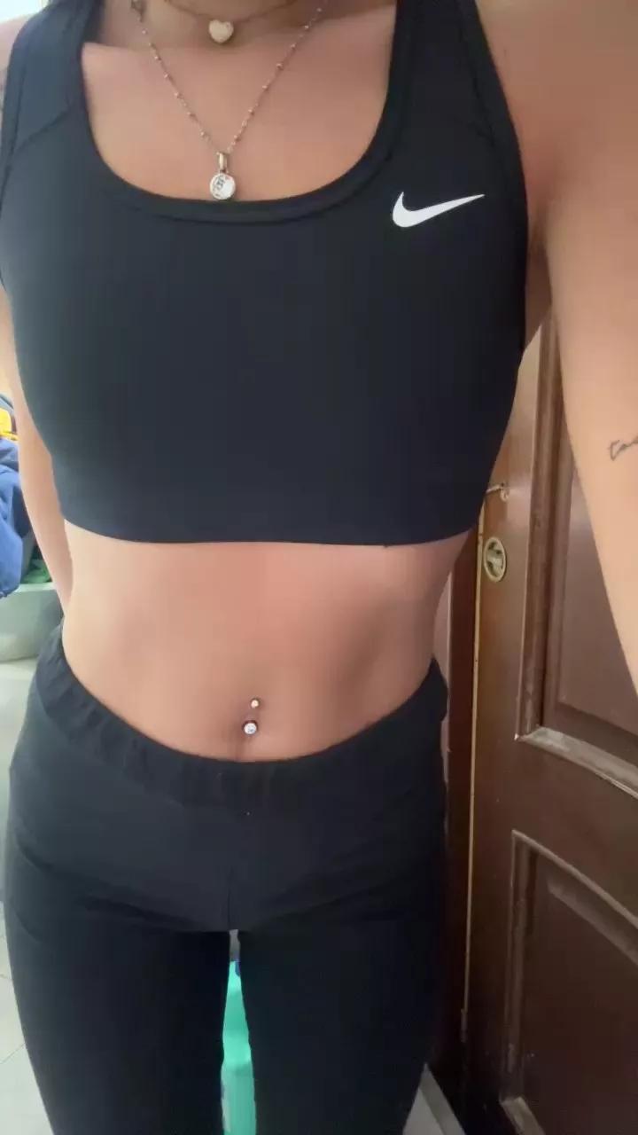 Lorella345 on Cam4 