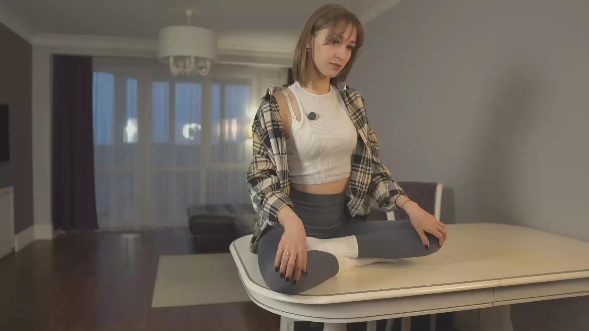 LornaColeson on Cam4 